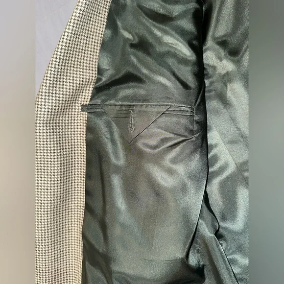 Vintage Yves Saint Laurent Men’s Blazer - Picture 7 of 12